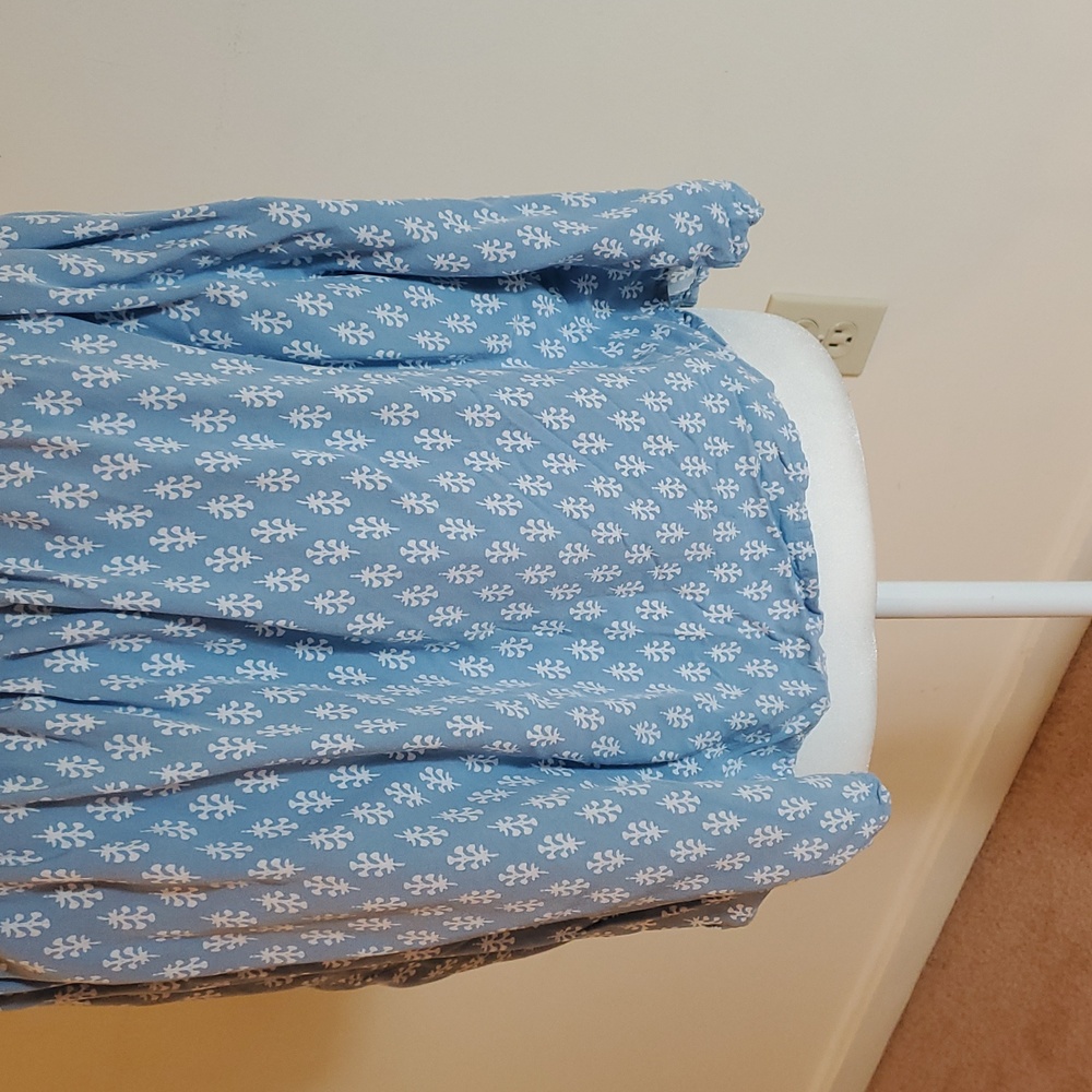 Old Navy blue and white tank top - Picture 3 of 8